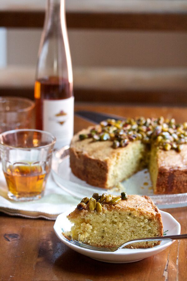 Pistachio cake wine wine
