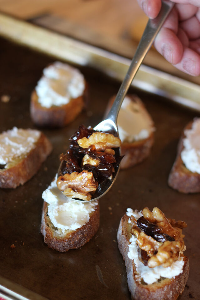 Crostini topping Crostini topping