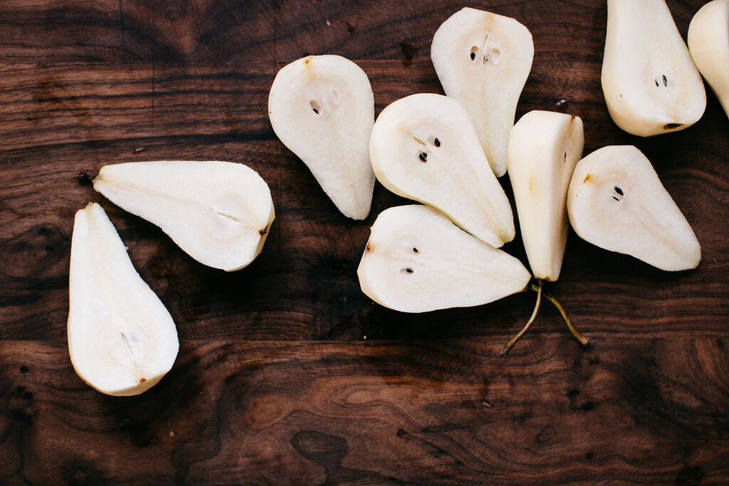 Pears sliced in half