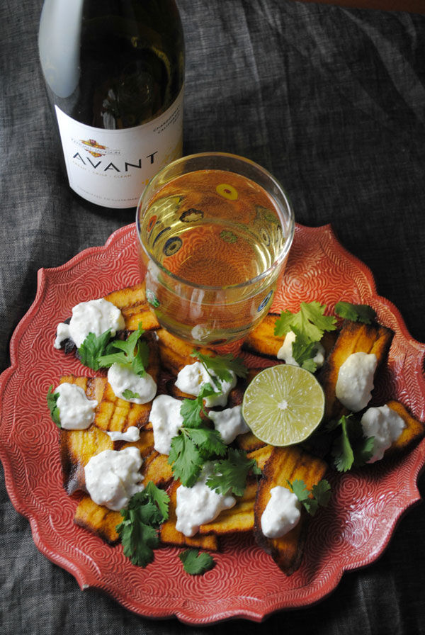 Plantain chips with wine