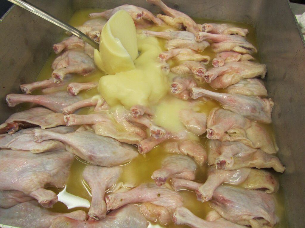 Duck confit preparation