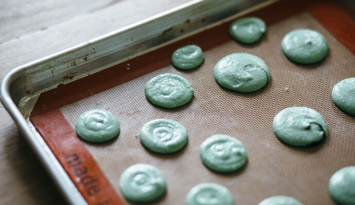 Macarons on a baking tray