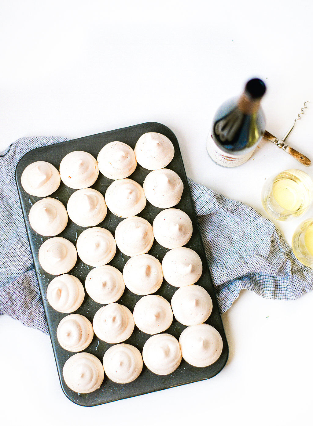 Cuban Meringue with wine Cuban Meringue with wine
