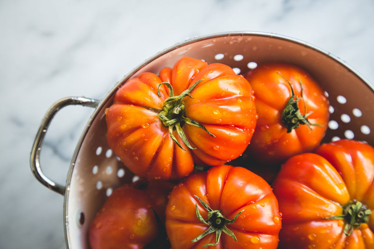 A bowl of heirloom tomatoes