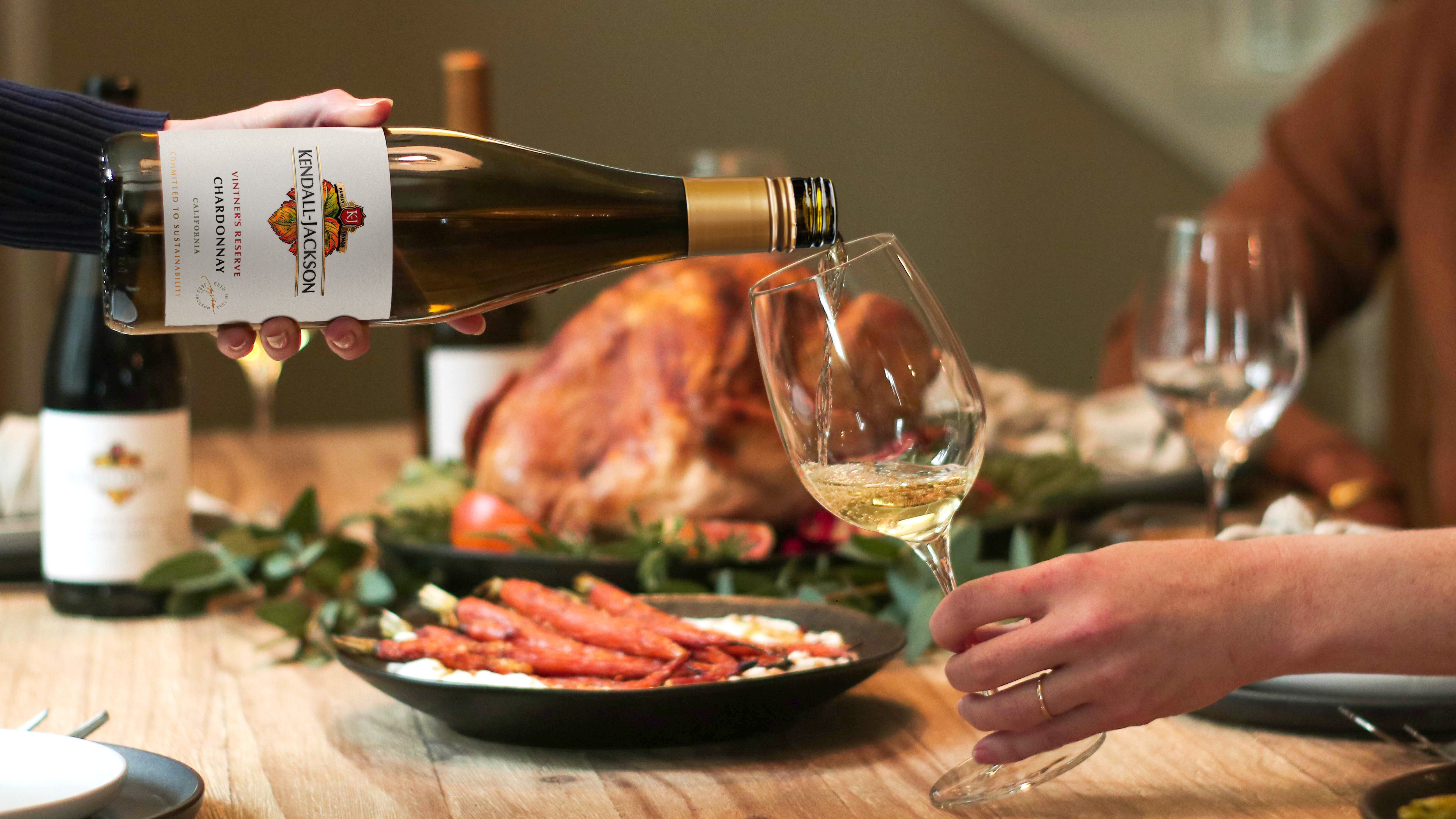 A Thanksgiving table scape with Kendall-Jackson wine