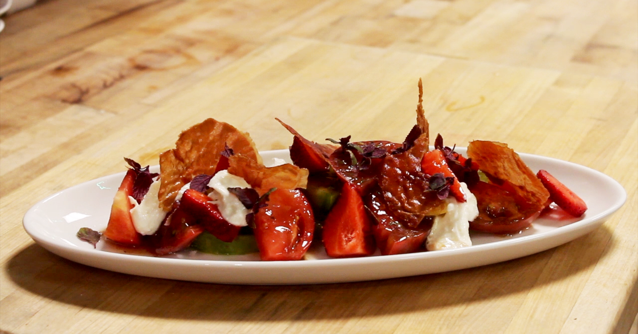 Heirloom Tomate salad on a plate