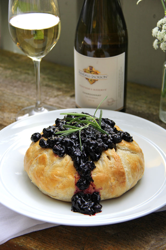 Puff Pastry Baked Brie with Blueberry Chutney {A Pretty Life}