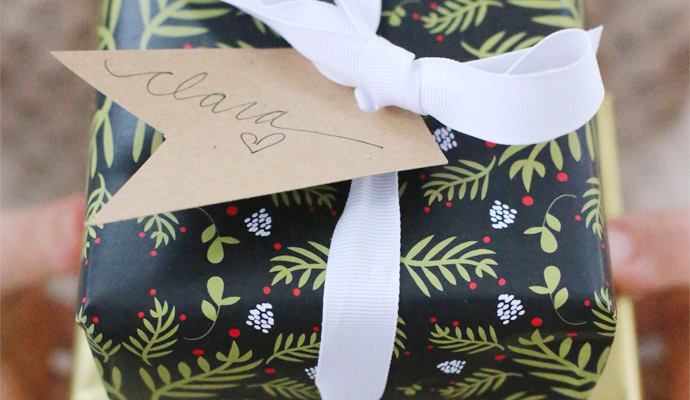 Gift Wrapping Party with Free Printables