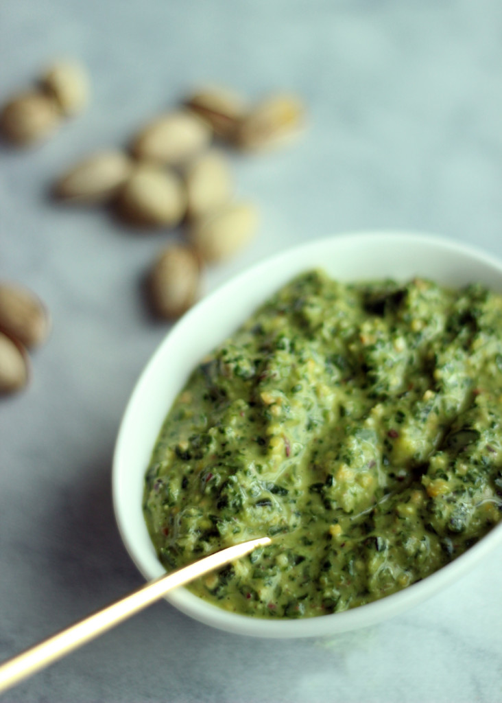 Pistachio and Spinach Hummus #Recipe