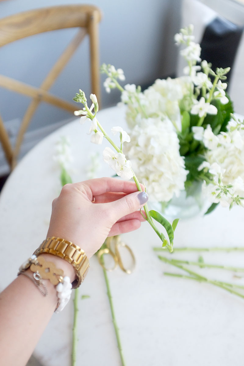 How to create a Sonoma-inspired floral arrangement for your next dinner party #DIY