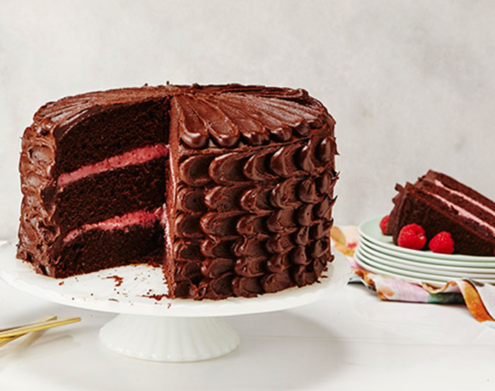 We all know how well Kendall-Jackson wine pairs with all kinds of meals and how it's a delicious ingredient in so many savory dishes but did you ever think about wine in your dessert as well as with your dessert? If you're a chocolate lover then this red wine chocolate cake is a triple threat. #recipe #ValentinesDay