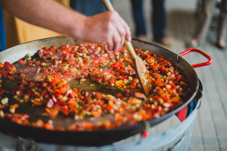 We break down everything you need to know when pairing your wine with paella. We cover wine pairings with Paella Valenciana, seafood-based paella,'Mixed' or 'mixta' paella to 'negra' paella (cooked with squid oil) and much more!