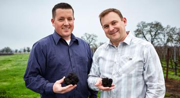 That’s right. Truffles have arrived in Sonoma County, California. Learn more about the Kendall-Jackson Truffle Harvest as well as everything you need to know about truffles and wine.