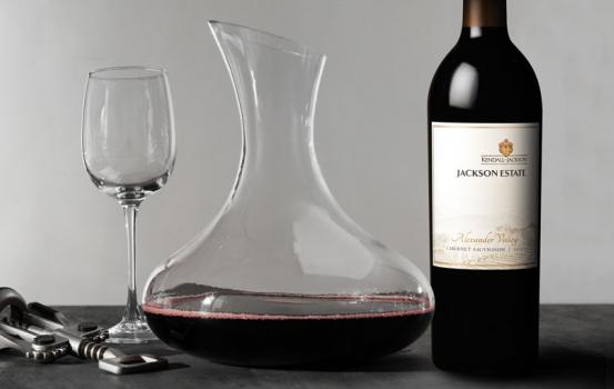 how-to-clean-wine-decanter